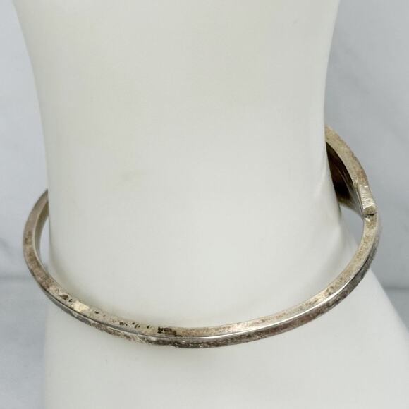 Vintage Alpaca Mexico Mother of Pearl Shell Flower Inlay Bangle - Picture 8 of 9